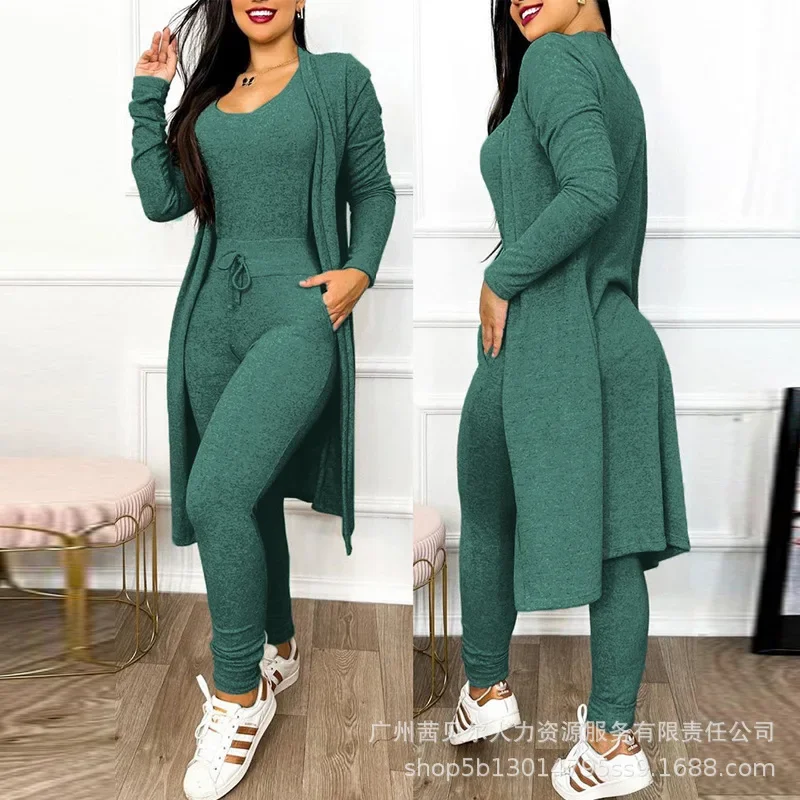 Winter Clothing Essentials - Комплект из комбинезона и пальто 2026: